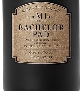 Bachelor Pad Candle - Woodsy Oakmoss, Bergamot, Black Tea