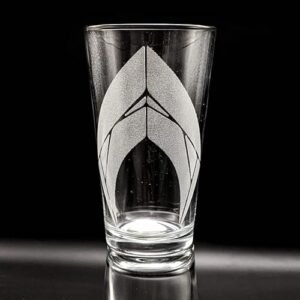 Engraved Aqua Man Emblem Beer Glass